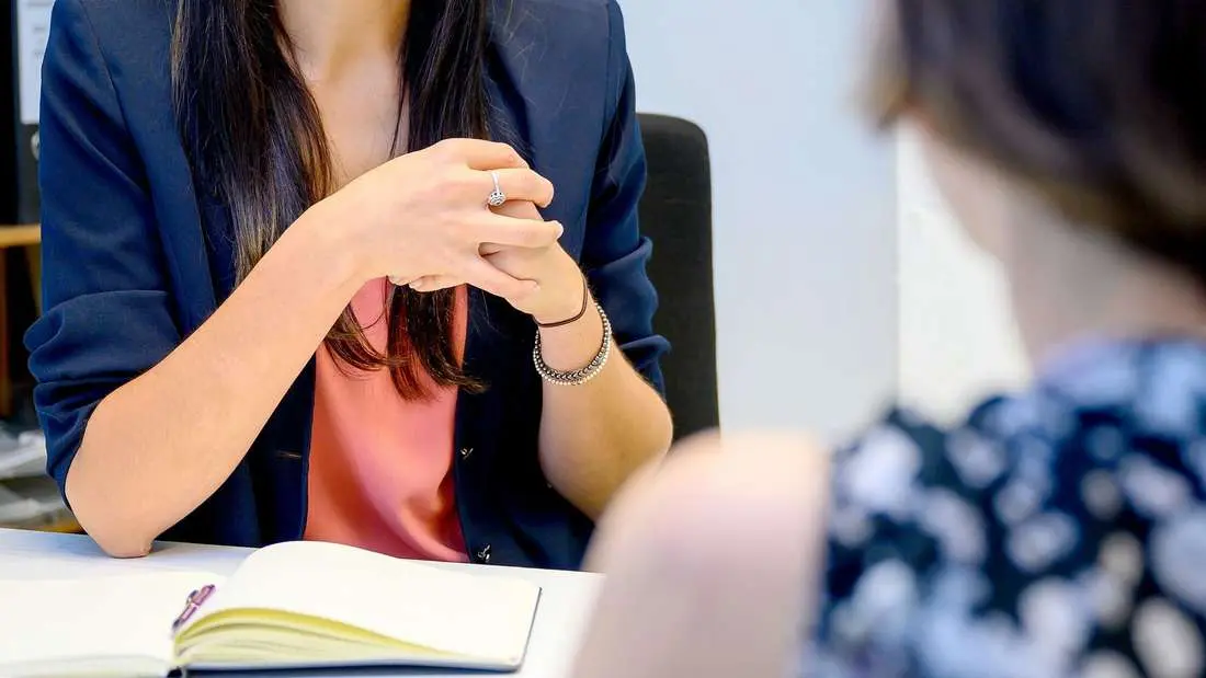 arbeitgeber verletzt schweigepflicht schwangerschaft schadensersatz - Hat der Arbeitgeber Schweigepflicht bei Schwangerschaft