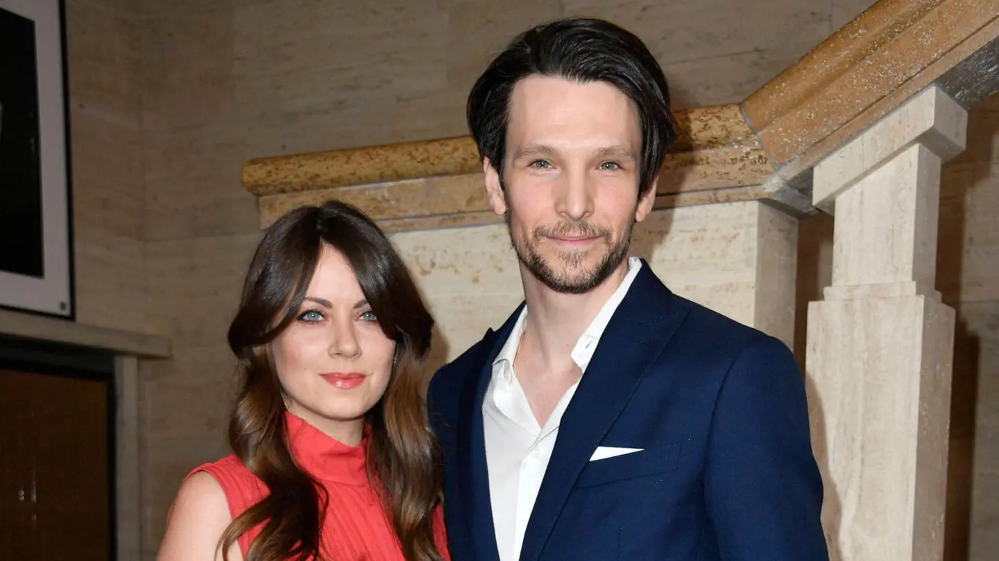 alice dwyer schwangerschaft - Hat Sabin Tambrea eigene Kinder