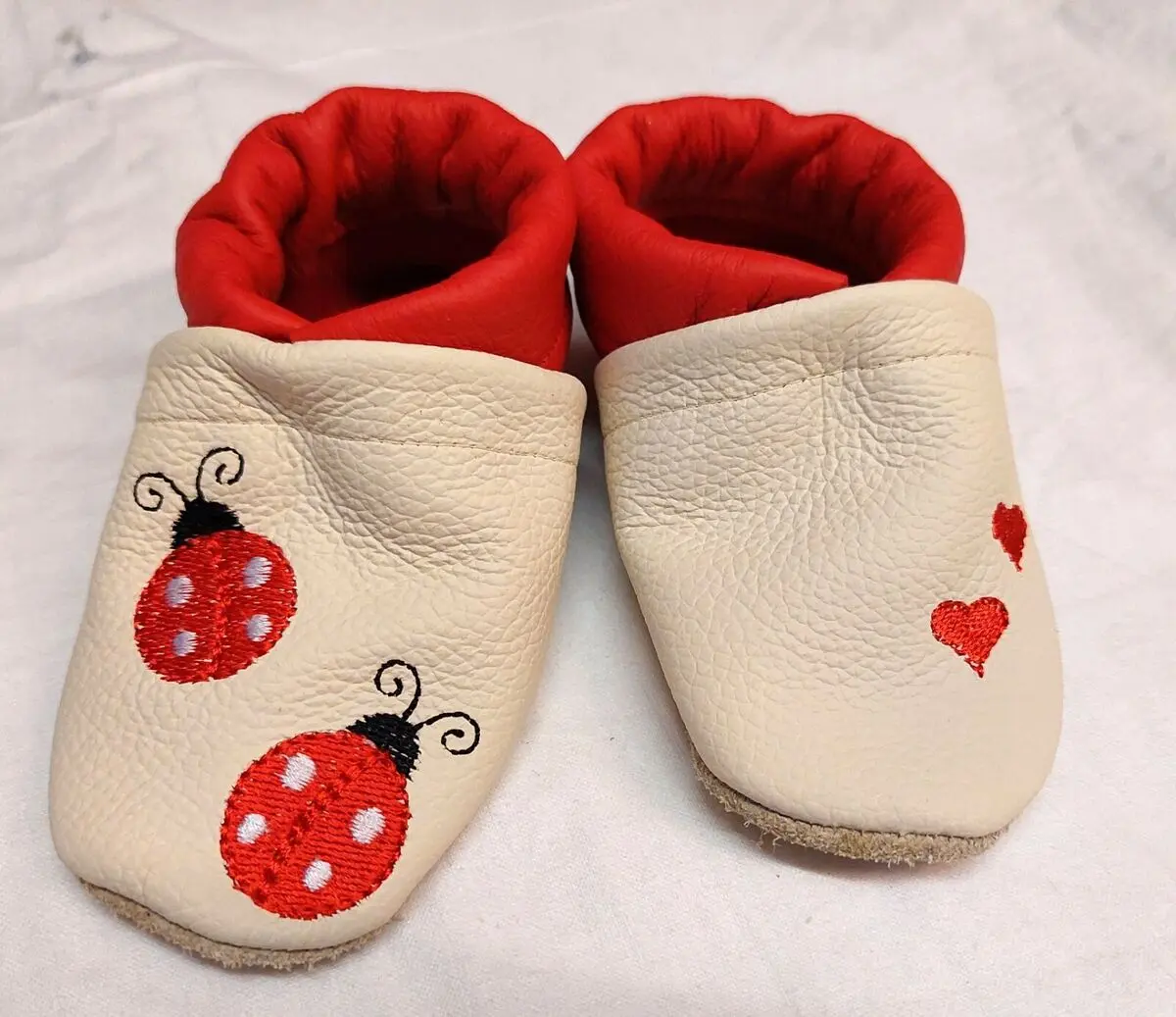 krabbelschuhe baby - Wann braucht Baby Krabbelschuhe