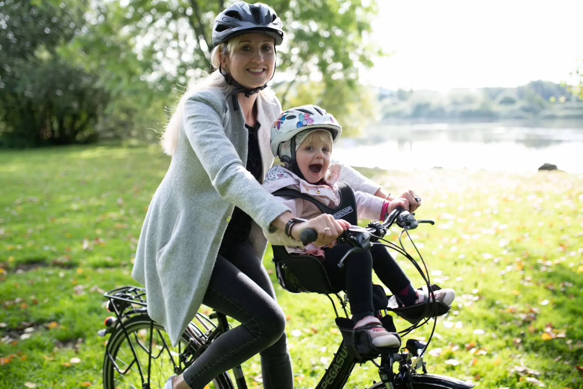 fahrradsitz baby vorne - Wann dürfen Babys in den Fahrradsitz