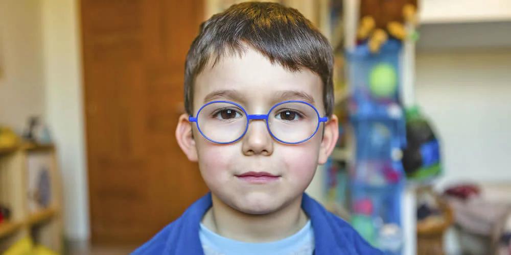 brille bei kleinkindern - Warum brauchen manche Kinder eine Brille