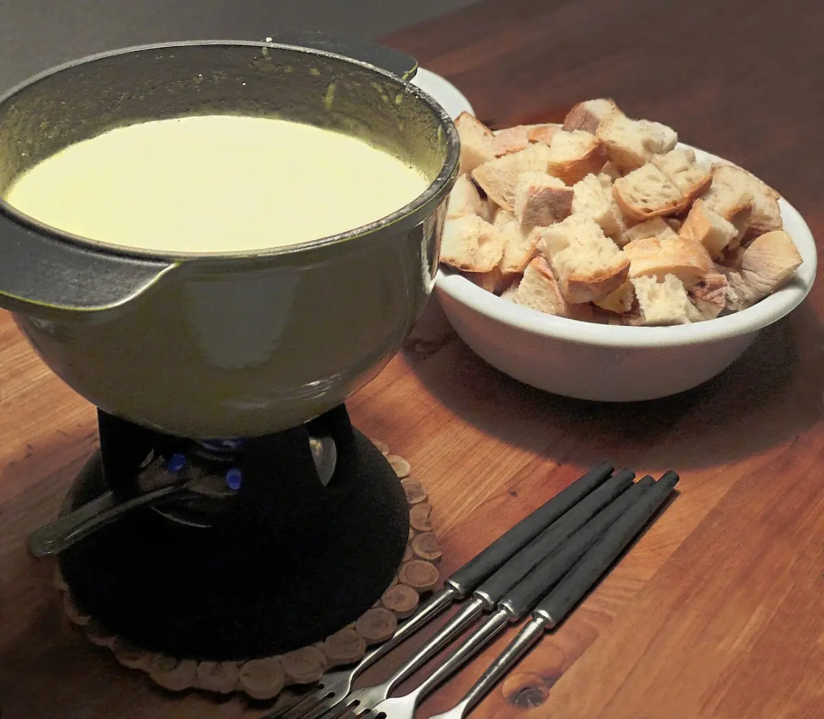 fondue schwangerschaft - Warum ist in Käsefondue Alkohol