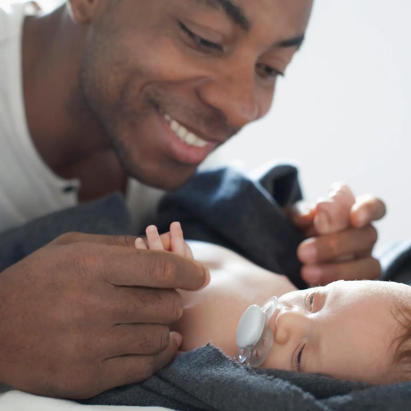 tipps für väter nach der geburt - Was kann der Papa im Wochenbett tun