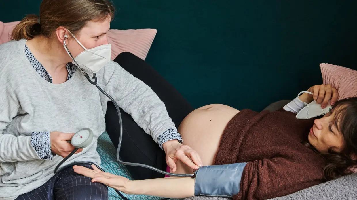 schwangerschaftsvergiftung nach geburt behandlung - Was machen Ärzte bei Schwangerschaftsvergiftung