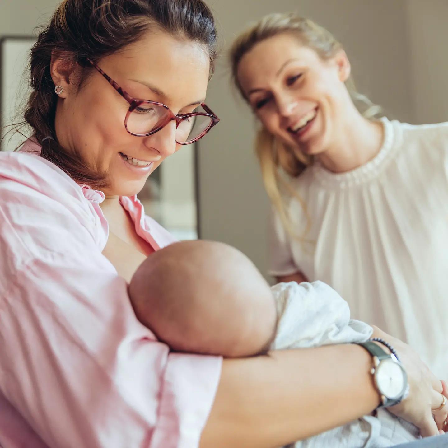 was macht die hebamme beim ersten besuch nach der geburt - Was macht die Hebamme beim ersten Besuch