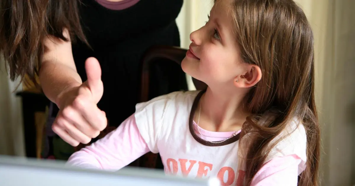 Selbstbewusstsein eines Kindes stärken: Tipps für Eltern - Was macht Kinder stark und selbstbewusst selbstbewusstsein eines kindes stärken - Was macht Kinder stark und selbstbewusst