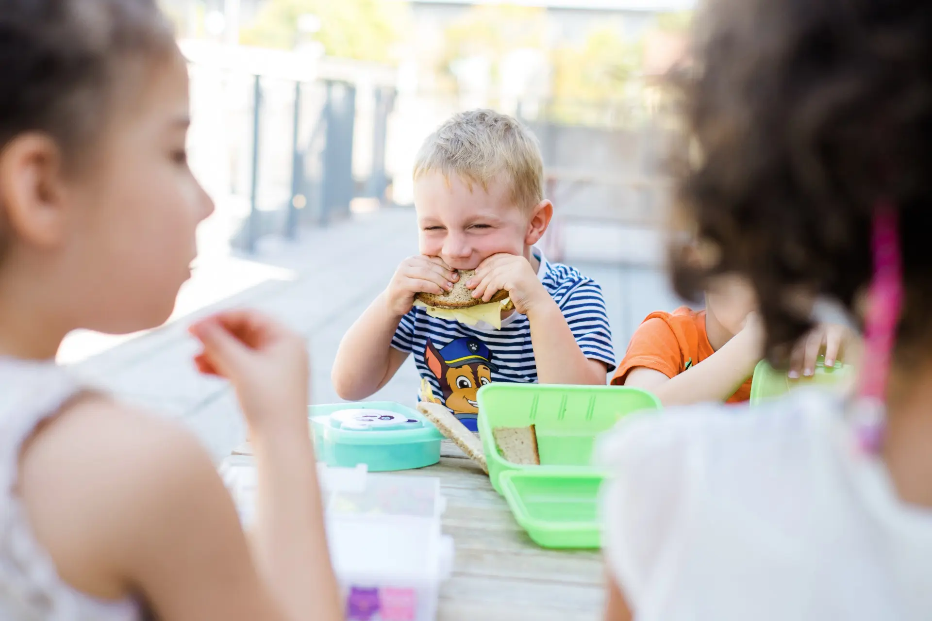 kind beißt was tun - Was macht man wenn Kinder Beißen