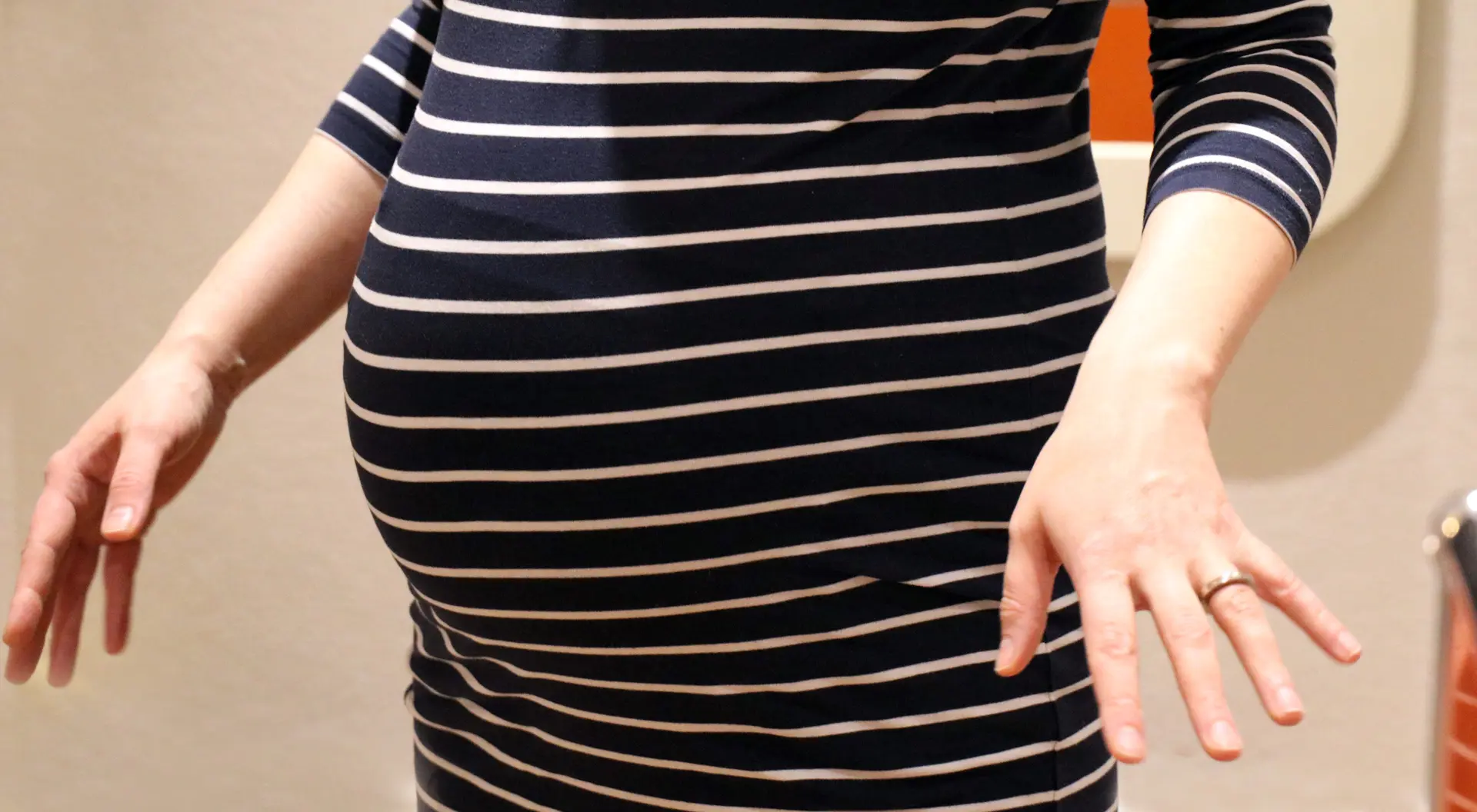 was anziehen zur geburt - Was sollte man nach der Geburt tragen