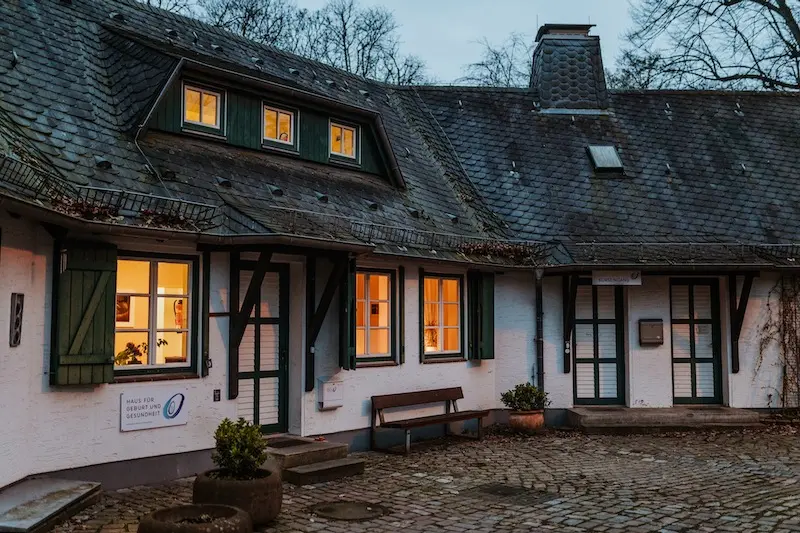 Haus für Geburt und Gesundheit: Ein Ort für natürliche Geburten und Familien - Was spricht für eine Geburt im Geburtshaus haus für geburt und gesundheit - Was spricht für eine Geburt im Geburtshaus