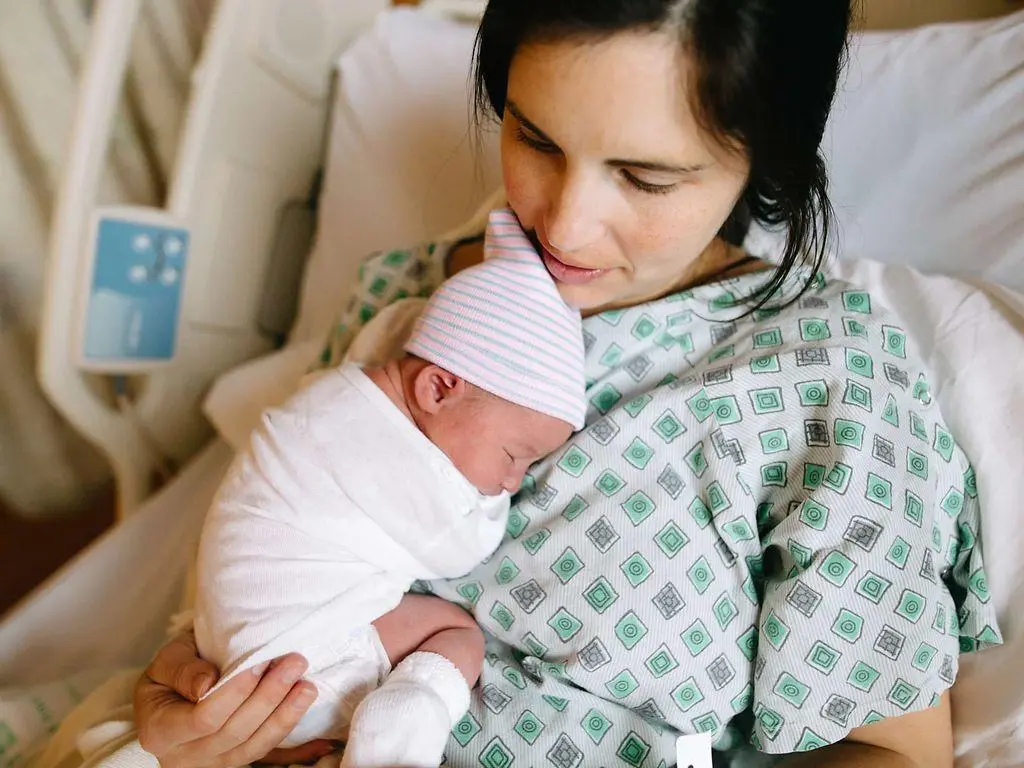 dak geburt anmelden - Was zahlt die DAK für Schwangere