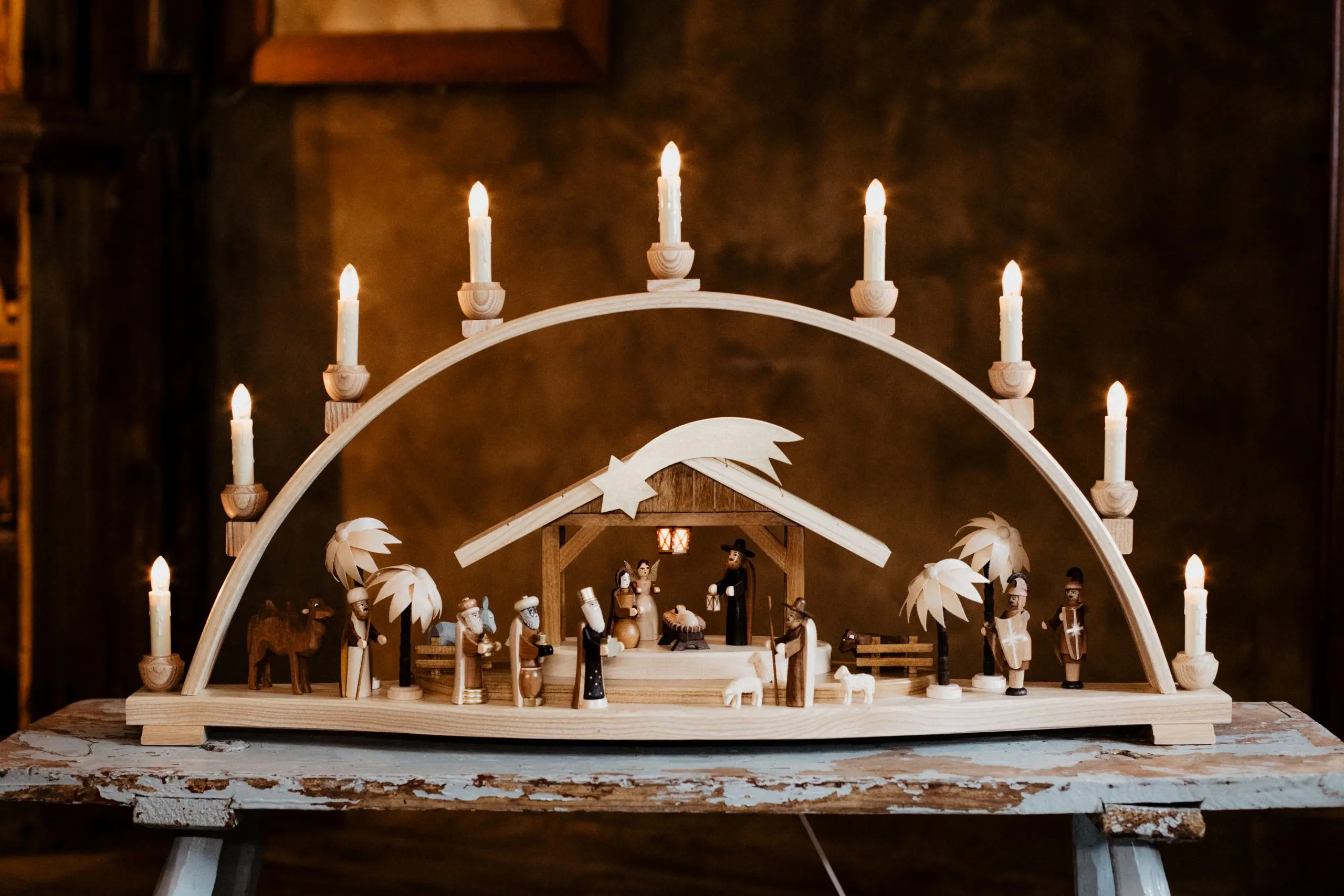 schwibbogen erzgebirge christi geburt - Welches Symbol im Schwibbogen ist prägend für das Erzgebirge