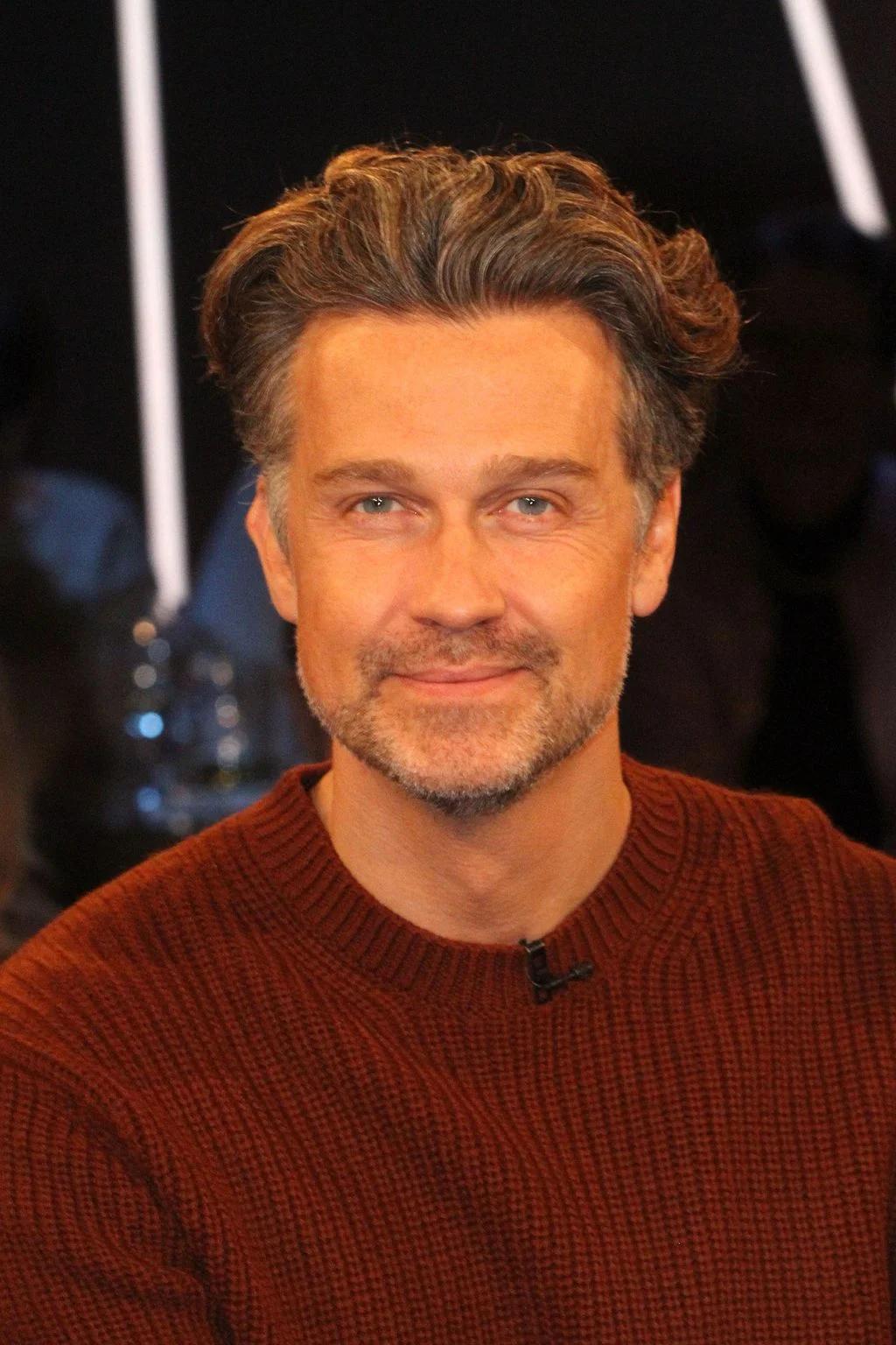 annemarie carpendale geburt - Wen Carpendale Wie alt