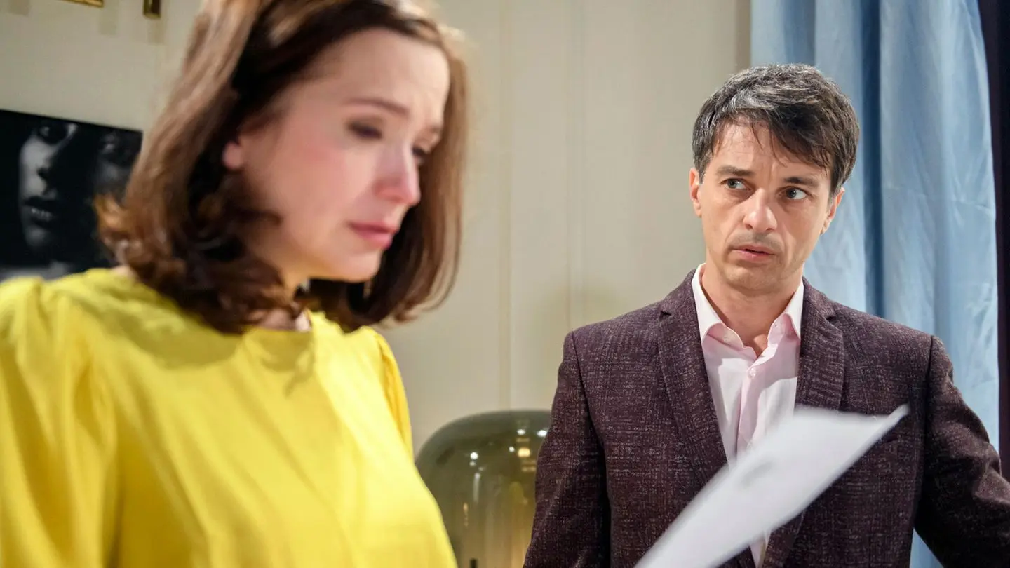 Sturm der Liebe: Evas Abschied und das Geheimnis um das Baby - Wer ist der Vater von Evas Baby von Sturm der Liebe sturm der liebe eva geburt - Wer ist der Vater von Evas Baby von Sturm der Liebe