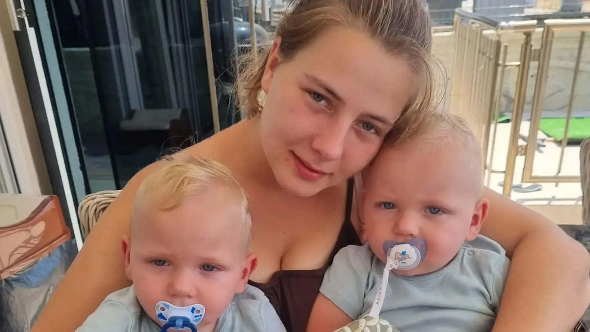 sarafina zwillinge geburt - Wie alt sind Emory und Casey