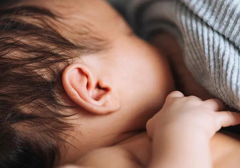 Was tun bei Saugverwirrung? - Wie kann ich mein Baby zum Saugen animieren was tun bei saugverwirrung - Wie kann ich mein Baby zum Saugen animieren