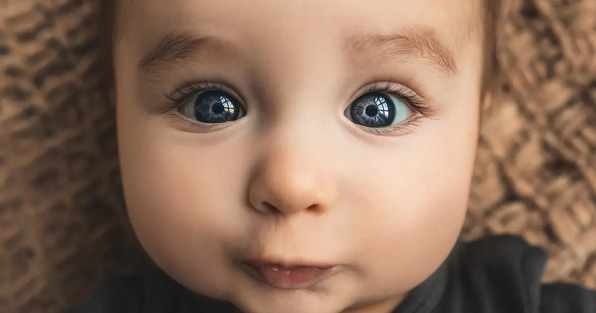 baby augenfarbe braun bei geburt - Wie lange ändert sich die Augenfarbe bei Babys