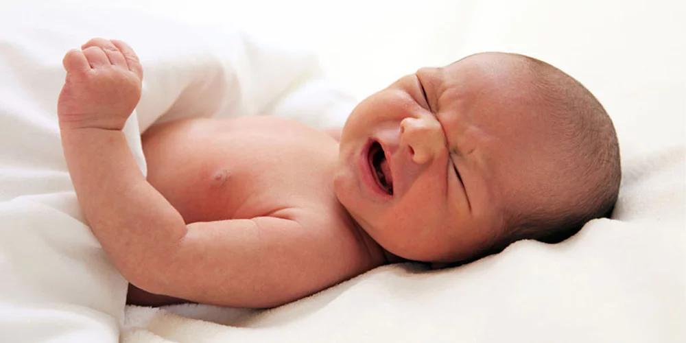 baby schreien lassen spätfolgen - Wie lange Baby im Bett schreien lassen