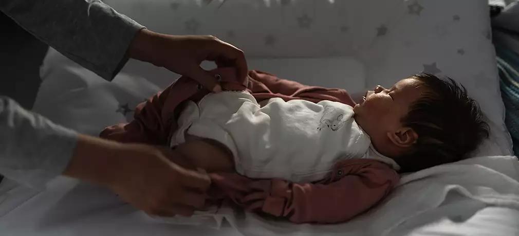 wie oft nachts wickeln - Wie lange Baby nachts nicht Wickeln