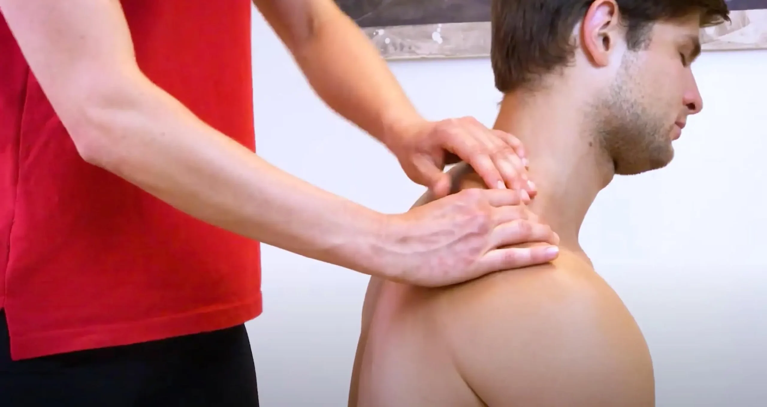 massage rücken in der nähe - Wie macht man eine Nackenmassage
