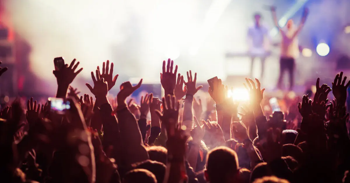 Konzerte in der Schwangerschaft: Musikgenuss für Mama und Baby - Wie reagiert Baby im Bauch auf Musik konzerte in der schwangerschaft - Wie reagiert Baby im Bauch auf Musik