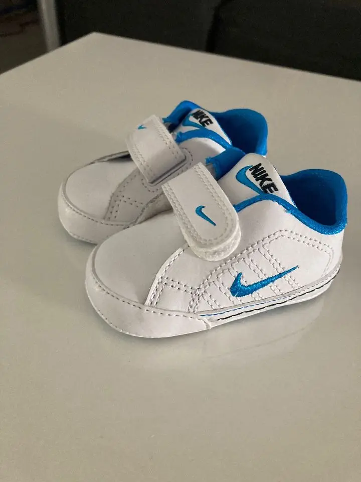 Krabbelschuhe Nike: Die perfekte Wahl für kleine Entdecker - Wie sinnvoll sind Krabbelschuhe krabbelschuhe nike - Wie sinnvoll sind Krabbelschuhe