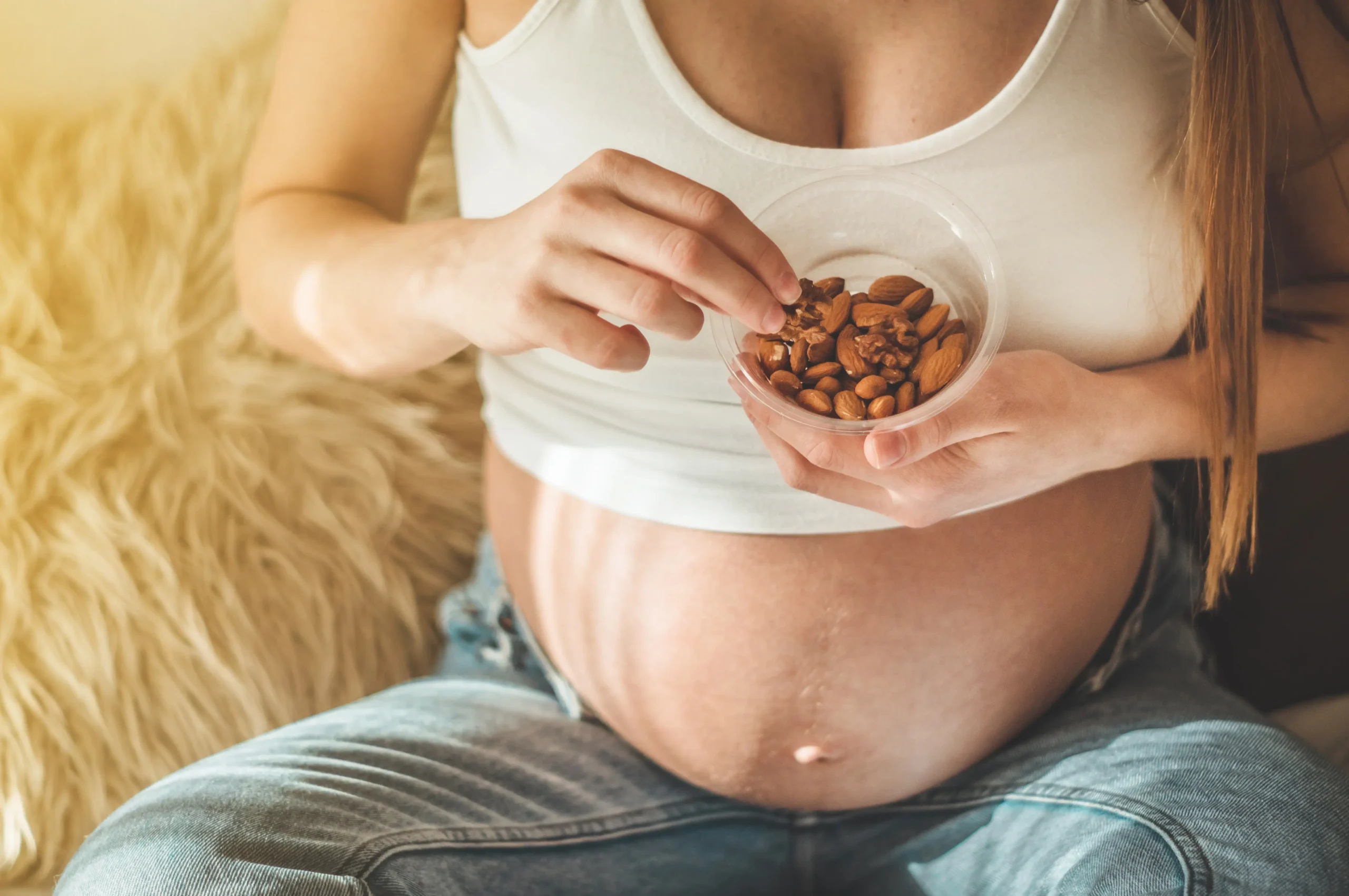 Macadamia in der Schwangerschaft: Was Sie wissen müssen - Wie viel Macadamia darf man am Tag essen macadamia schwangerschaft - Wie viel Macadamia darf man am Tag essen