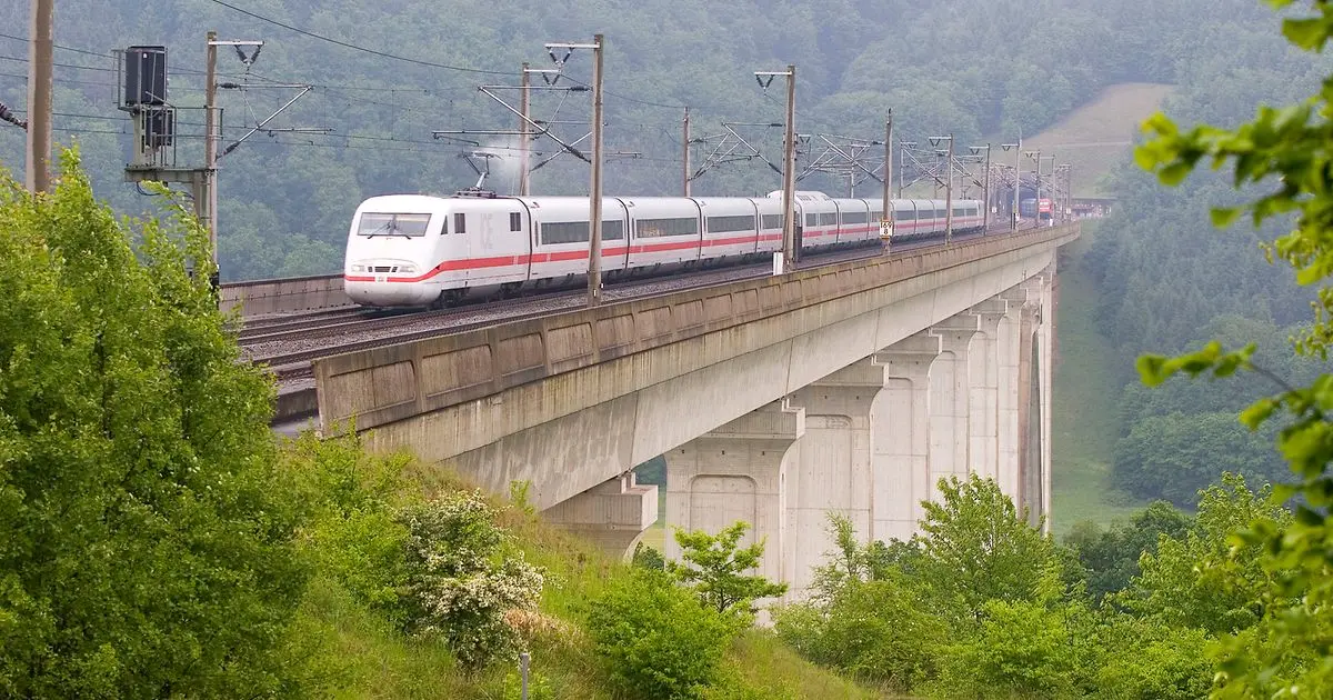 geburt im ice - Wie viele ICE 1 fahren noch