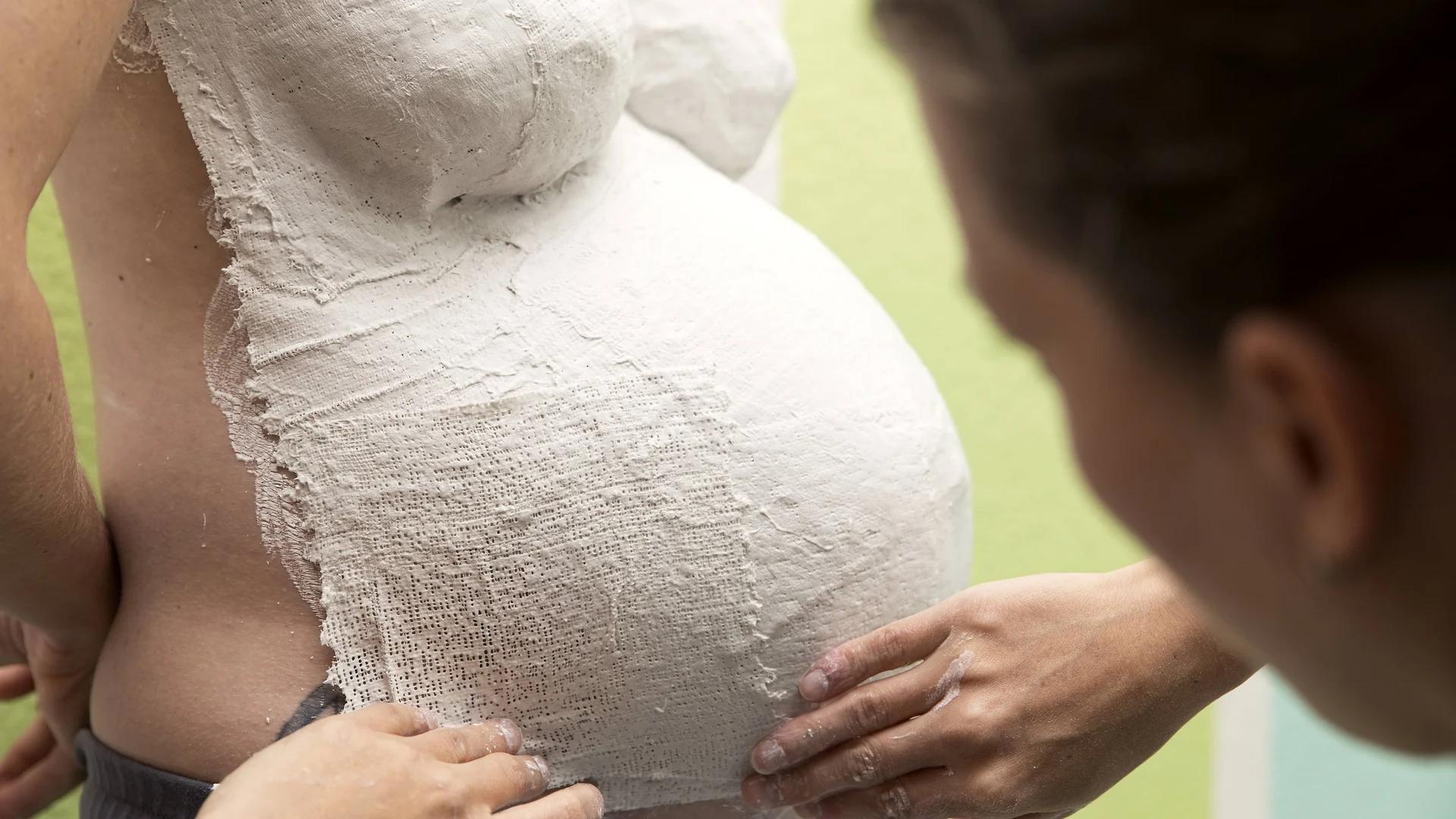 abdruck bauch schwangerschaft - Wie wird ein Gipsabdruck gemacht