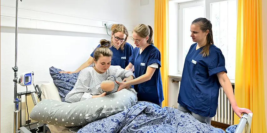 ausbildung hebamme münchen - Wie wird man Hebamme München