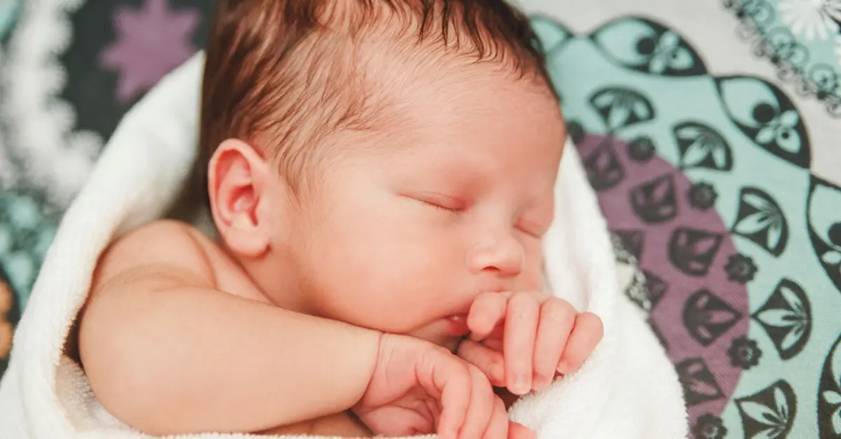 neugeborene schwitzen - Wieso Schwitzen Babys beim Stillen